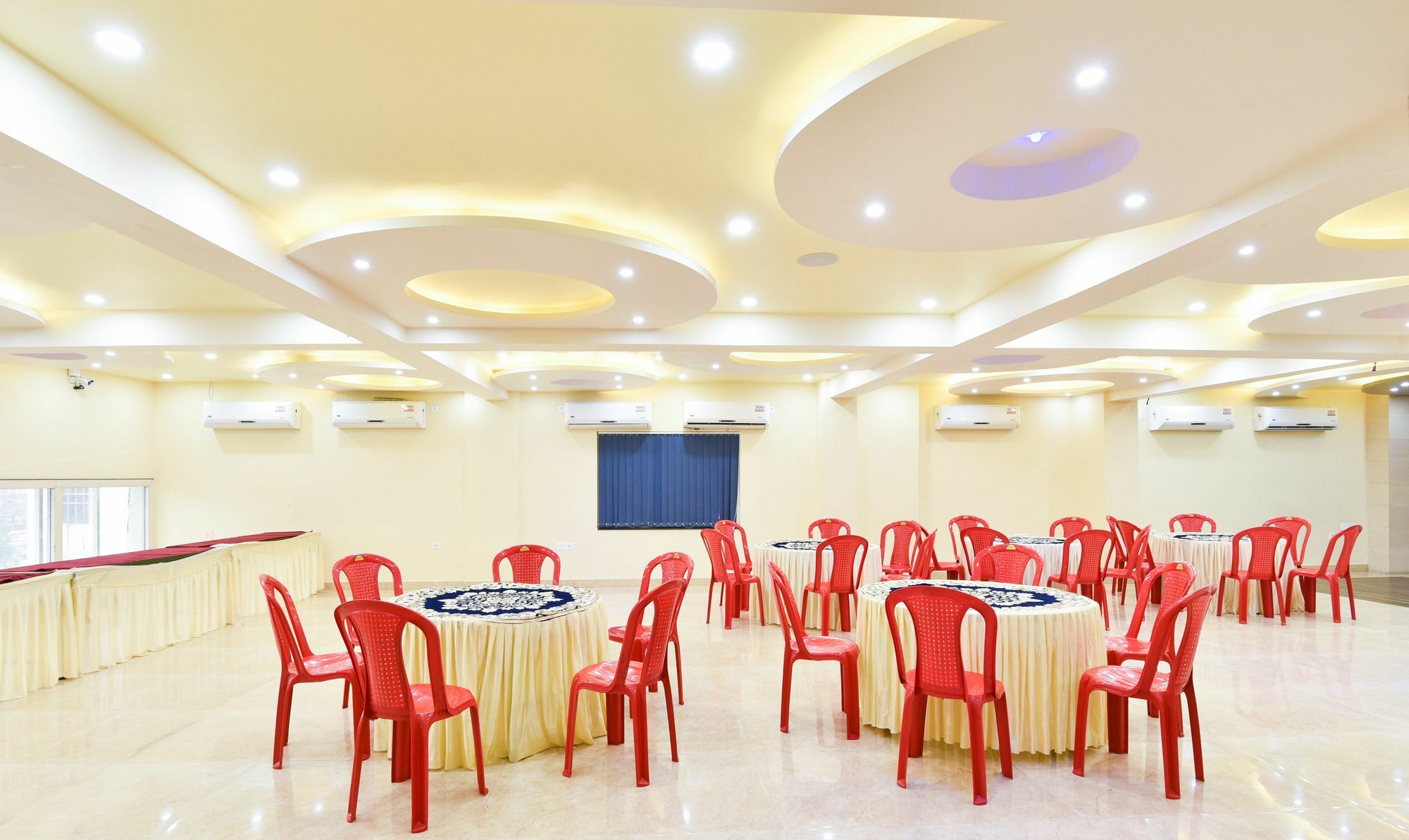Treebo King'S Court Chandrasekharpur Bhubaneswar Zewnętrze zdjęcie
