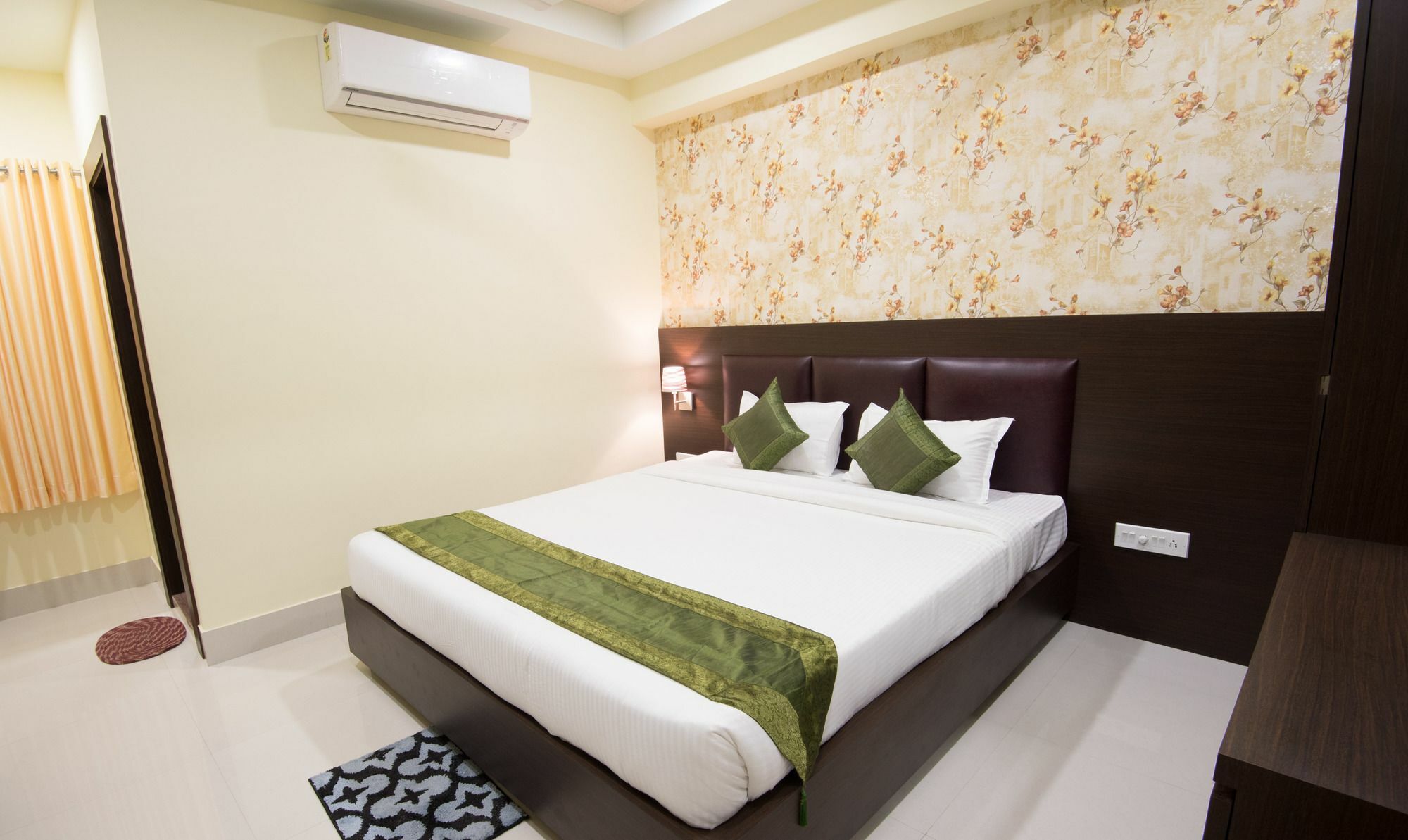 Treebo King'S Court Chandrasekharpur Bhubaneswar Zewnętrze zdjęcie